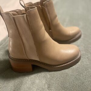 SO Tan Ankle Booties